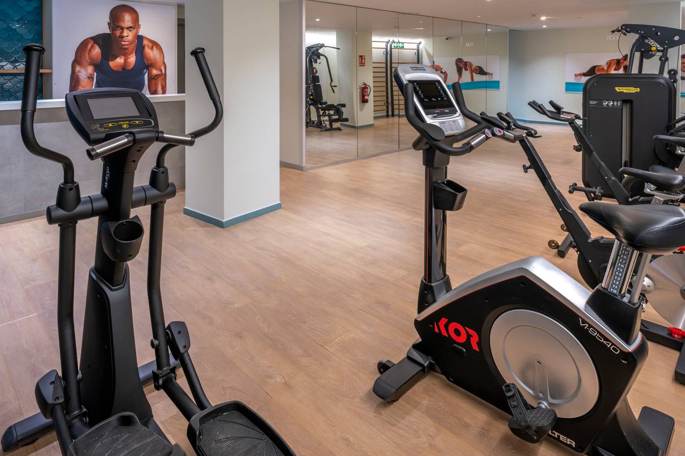 Hotel-Caprici-Sports-and-Entertainment-57