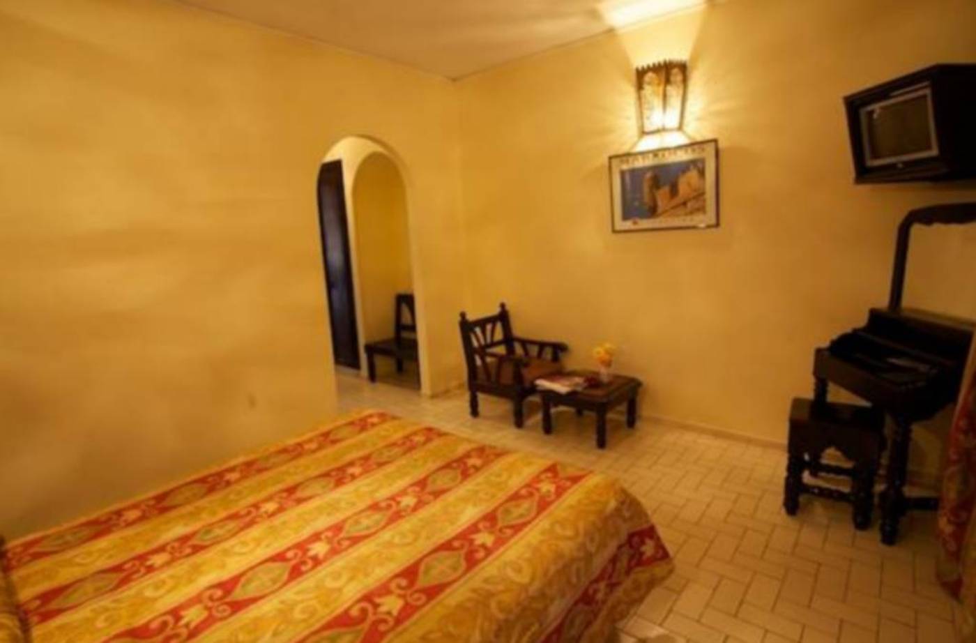 Hotel-Amalay-Room-15