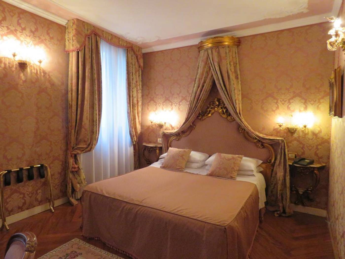 Antico-Doge---a-Member-of-Elizabeth-Hotel-General-view-38