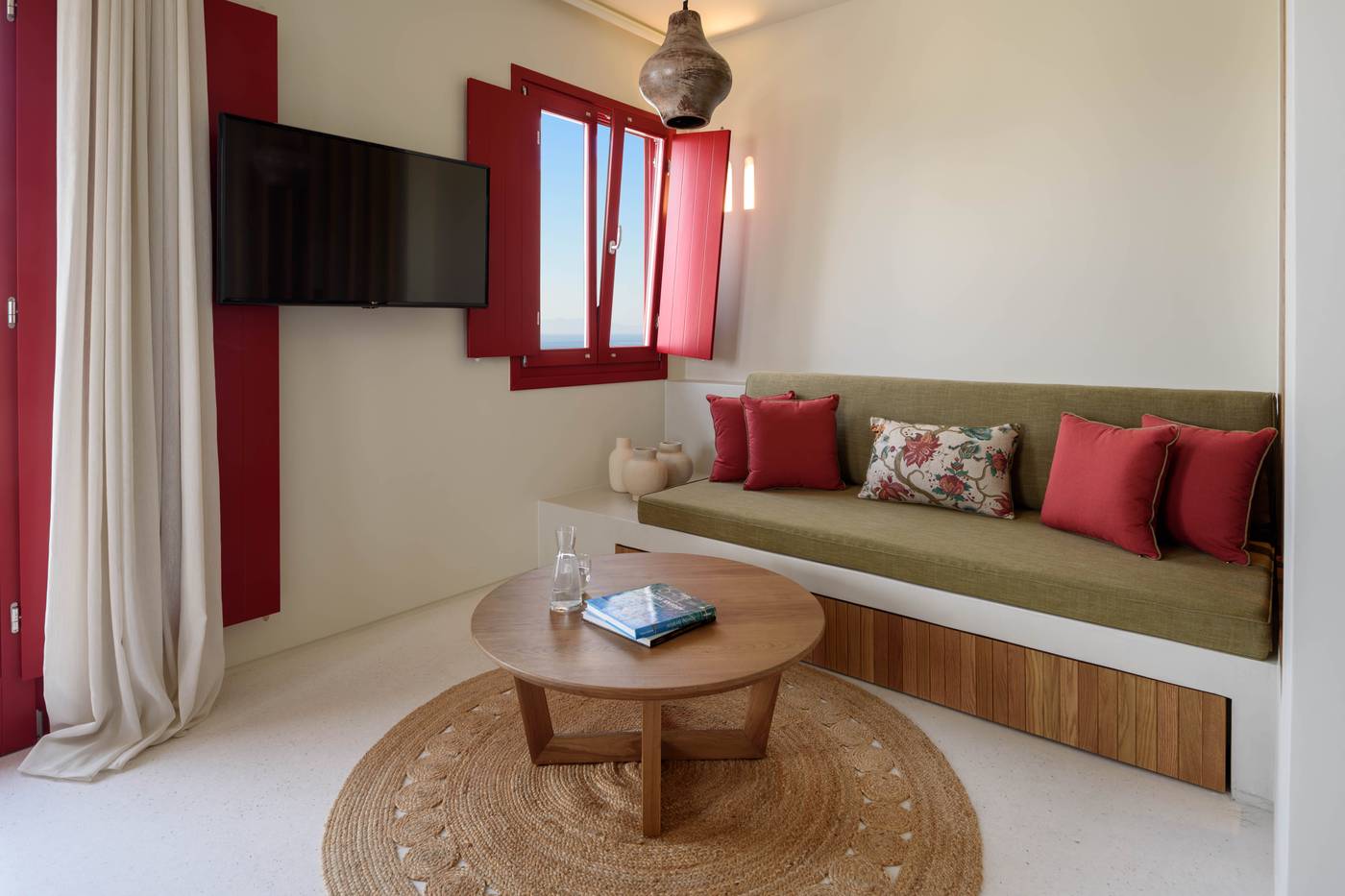 Potnia-Theron-Suites-Room-31