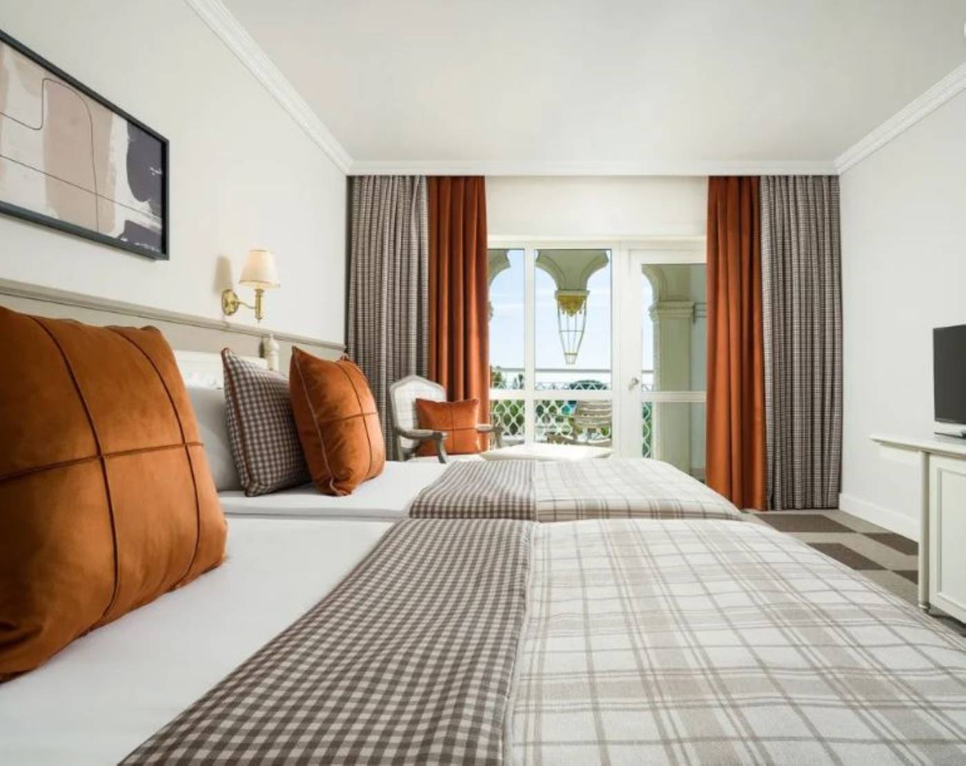 Kremlin-Palace-Room-32