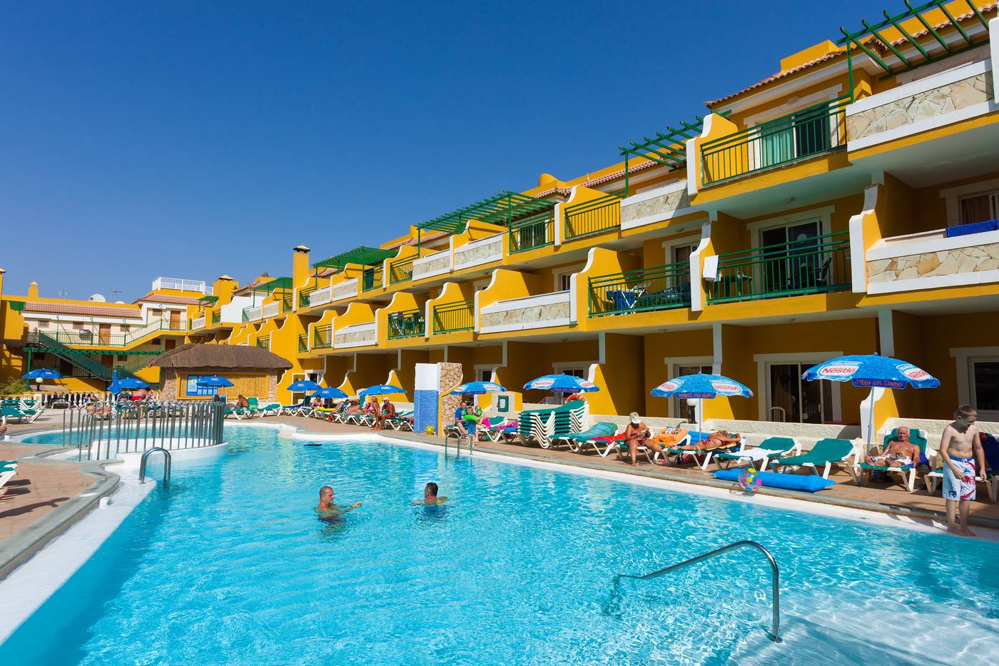 Caleta-Garden-Pool-4