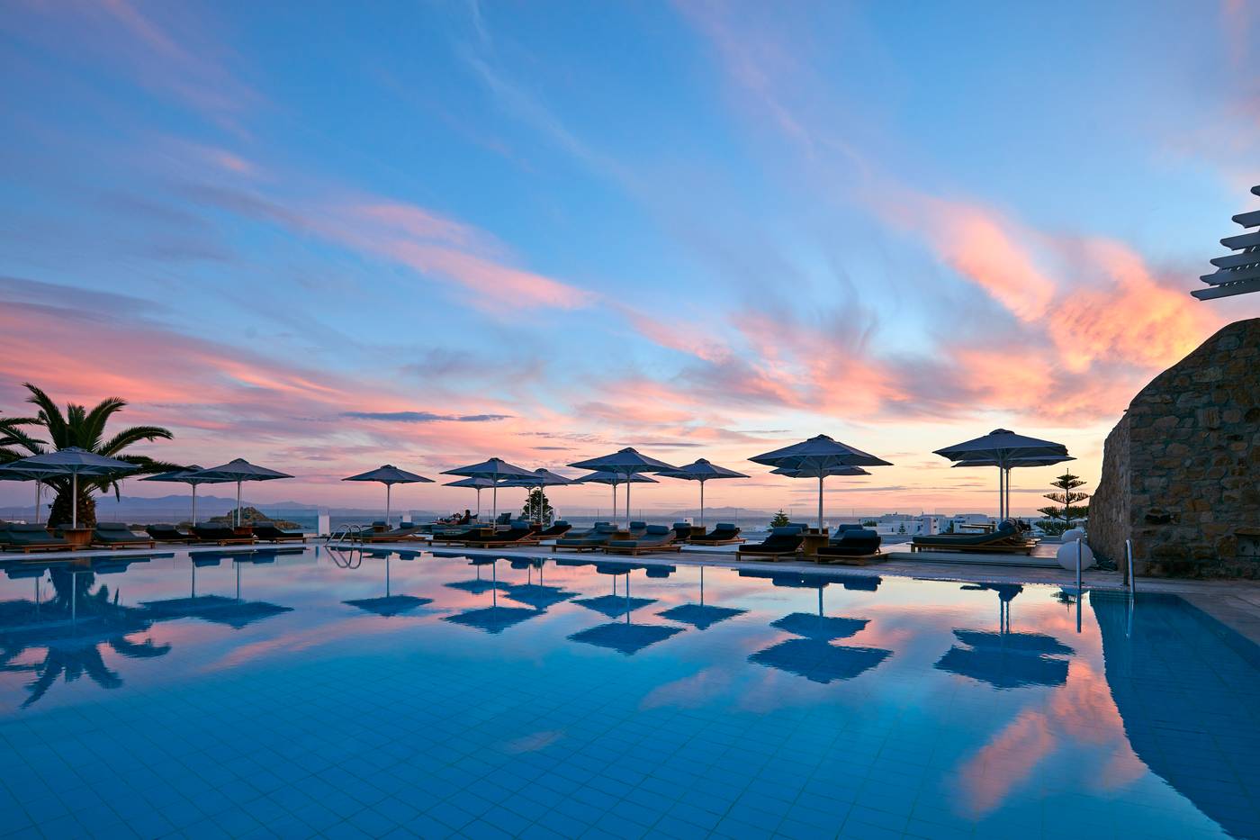 Myconian-Ambassador-Hotel-Relais---Chateaux-Hotel-Pool-8