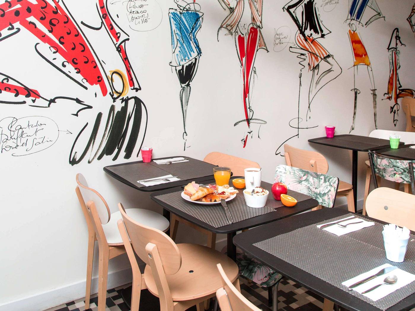 ibis-Styles-Paris-Gare-Saint-Lazare-Restaurant-17