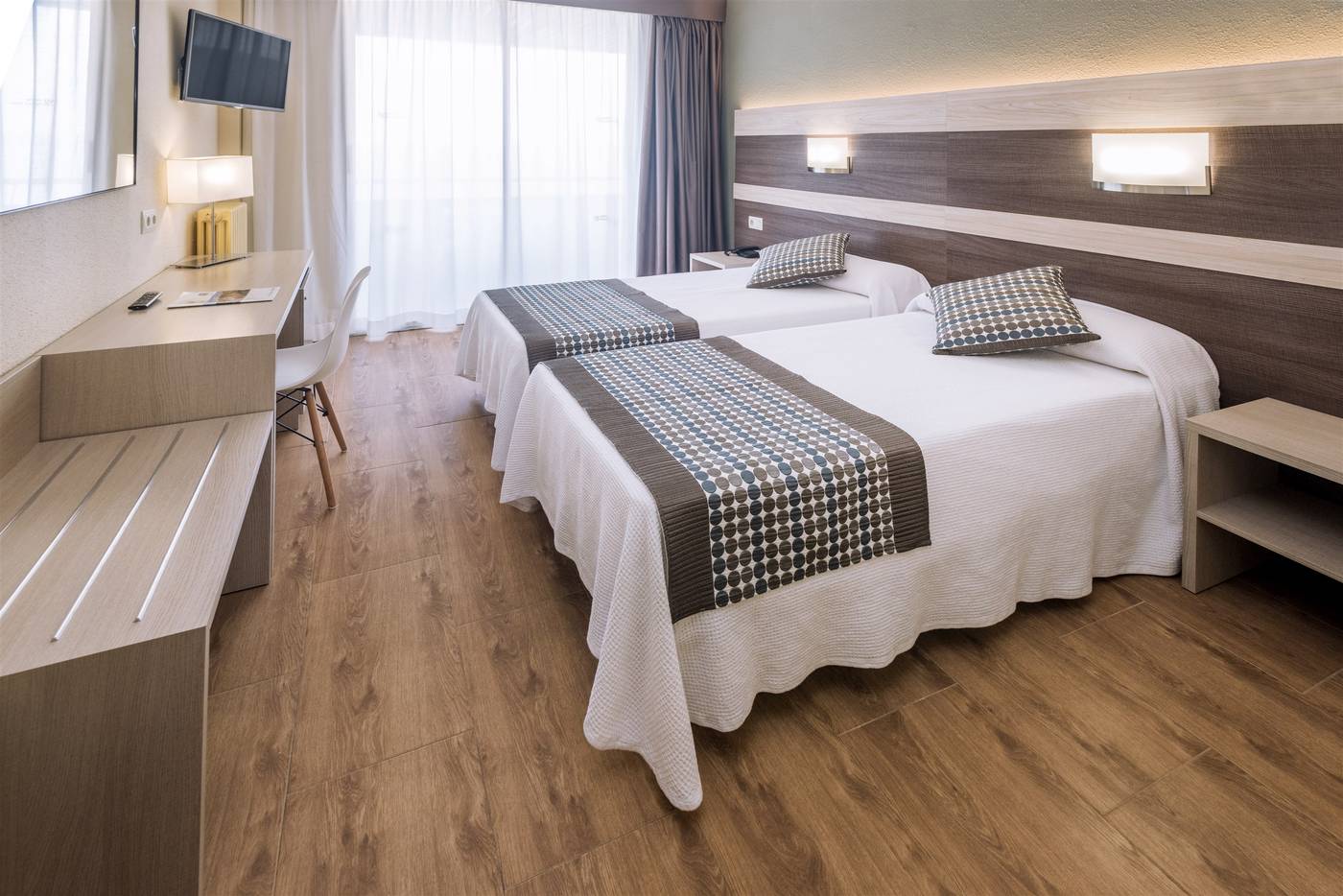 4R-Playa-Park-Room-28