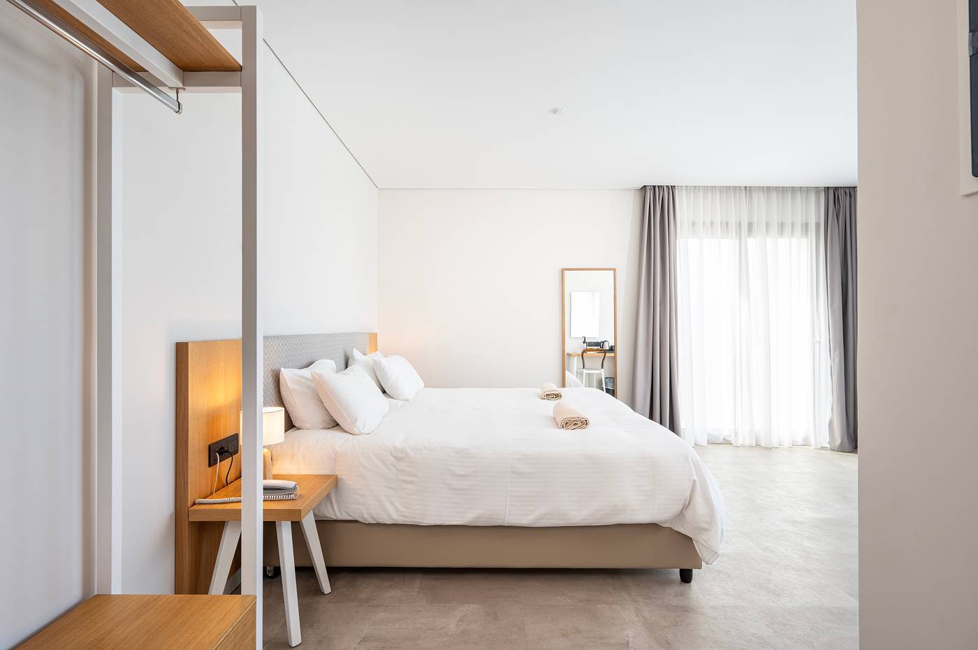 Athina-Palace-Resort---Spa-Room-36