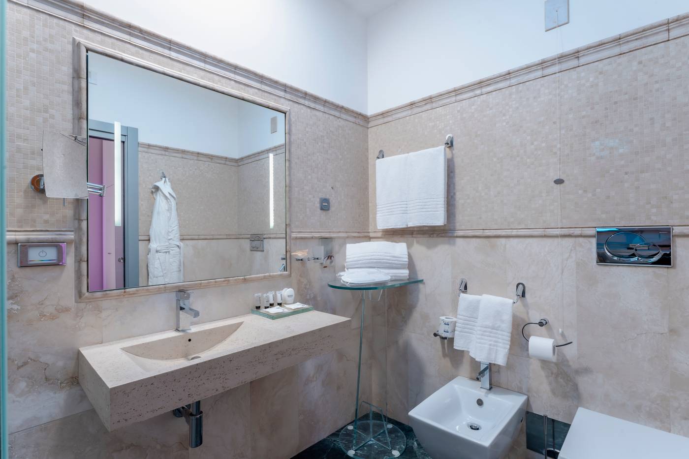 Hotel-Trecento-Room-38