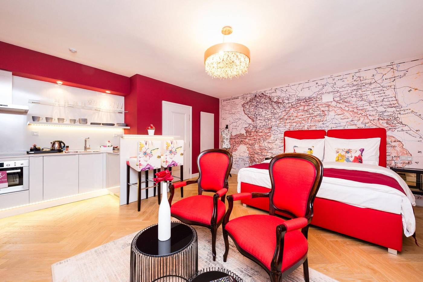 Old-Royal-Post-Hotel-Room-62