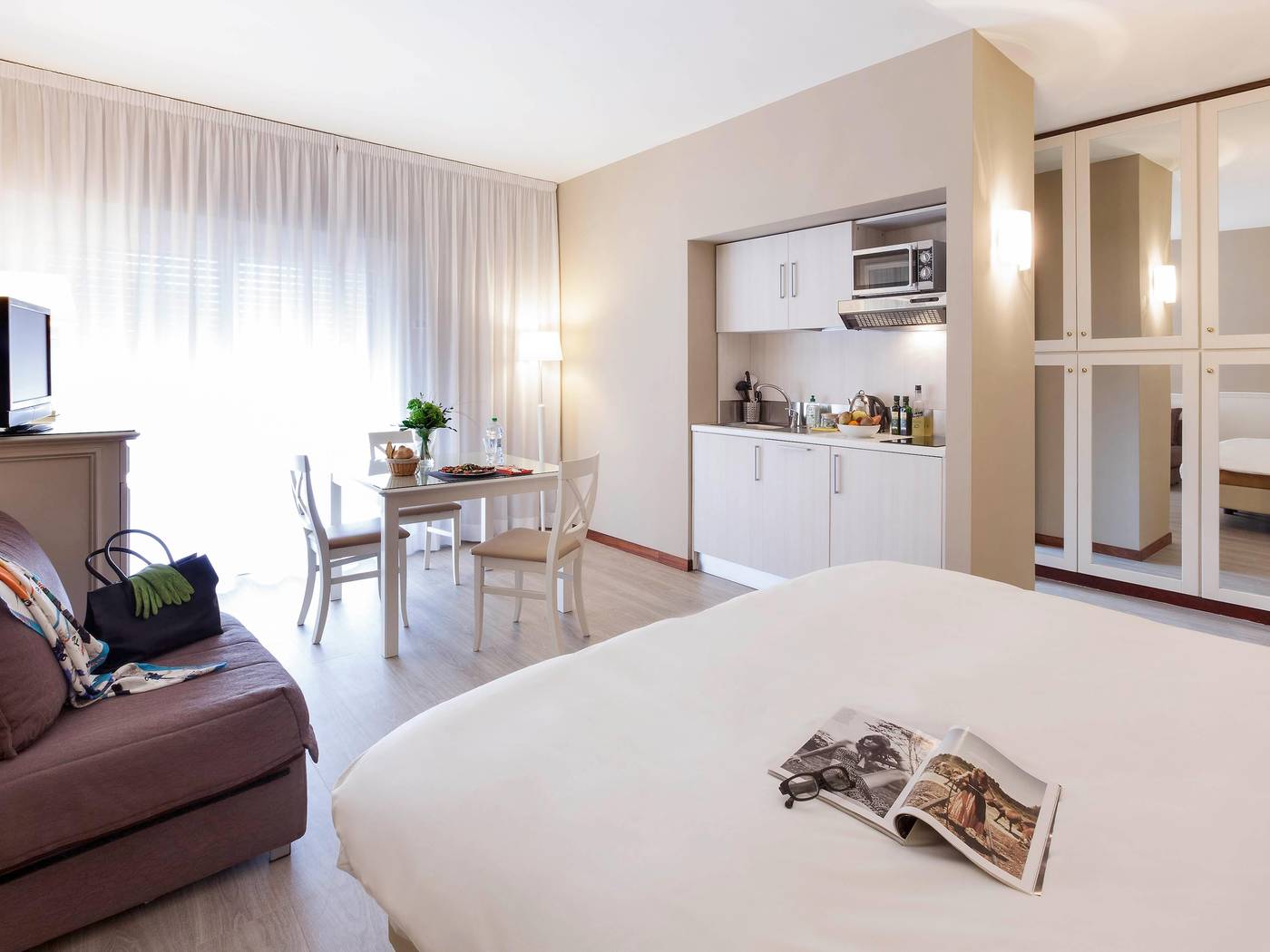 Aparthotel-Adagio-Rome-Vatican-Room-20