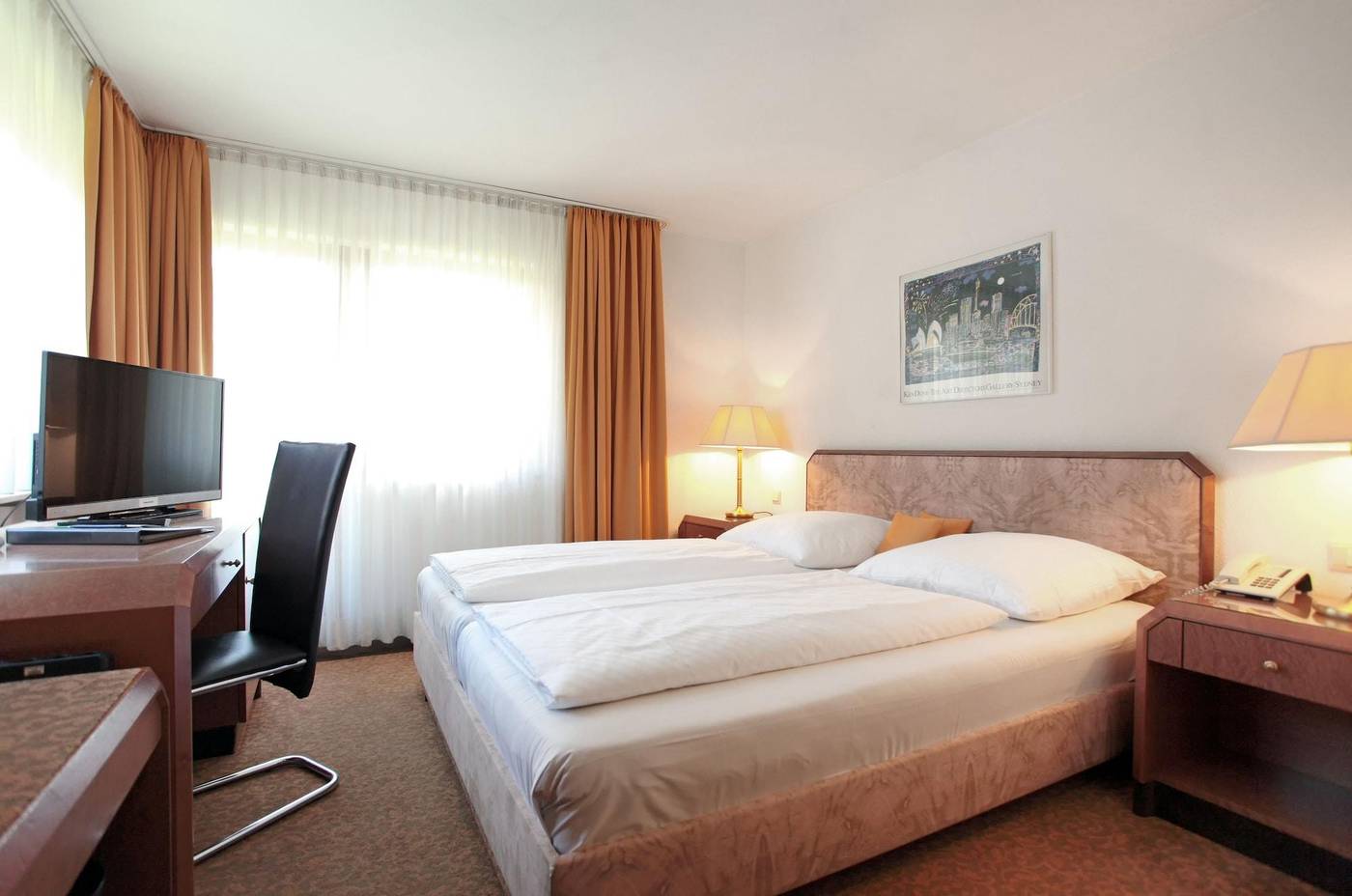 Hotel Flora Stuttgart Ma Hringen-Germany-STUTTGART-Room-8