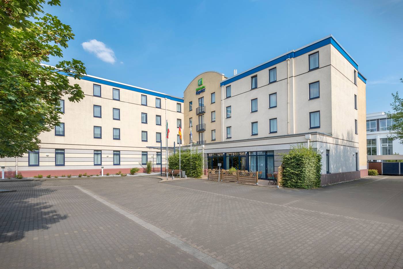 Holiday Inn Express Dortmund-Germany-DORTMUND-General view-6