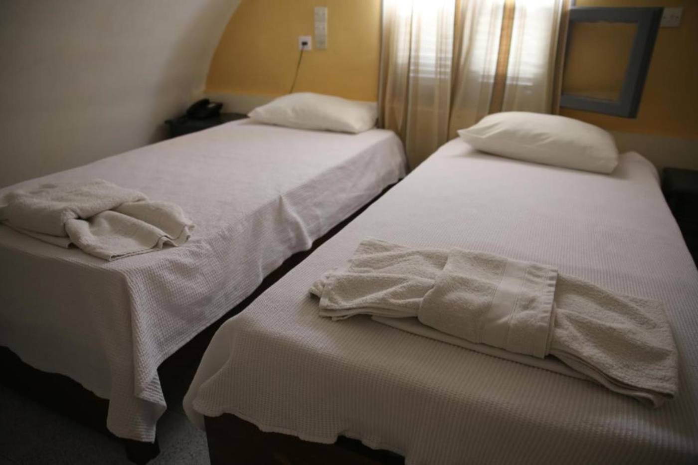 Vp-Prive-Suites-Room-15