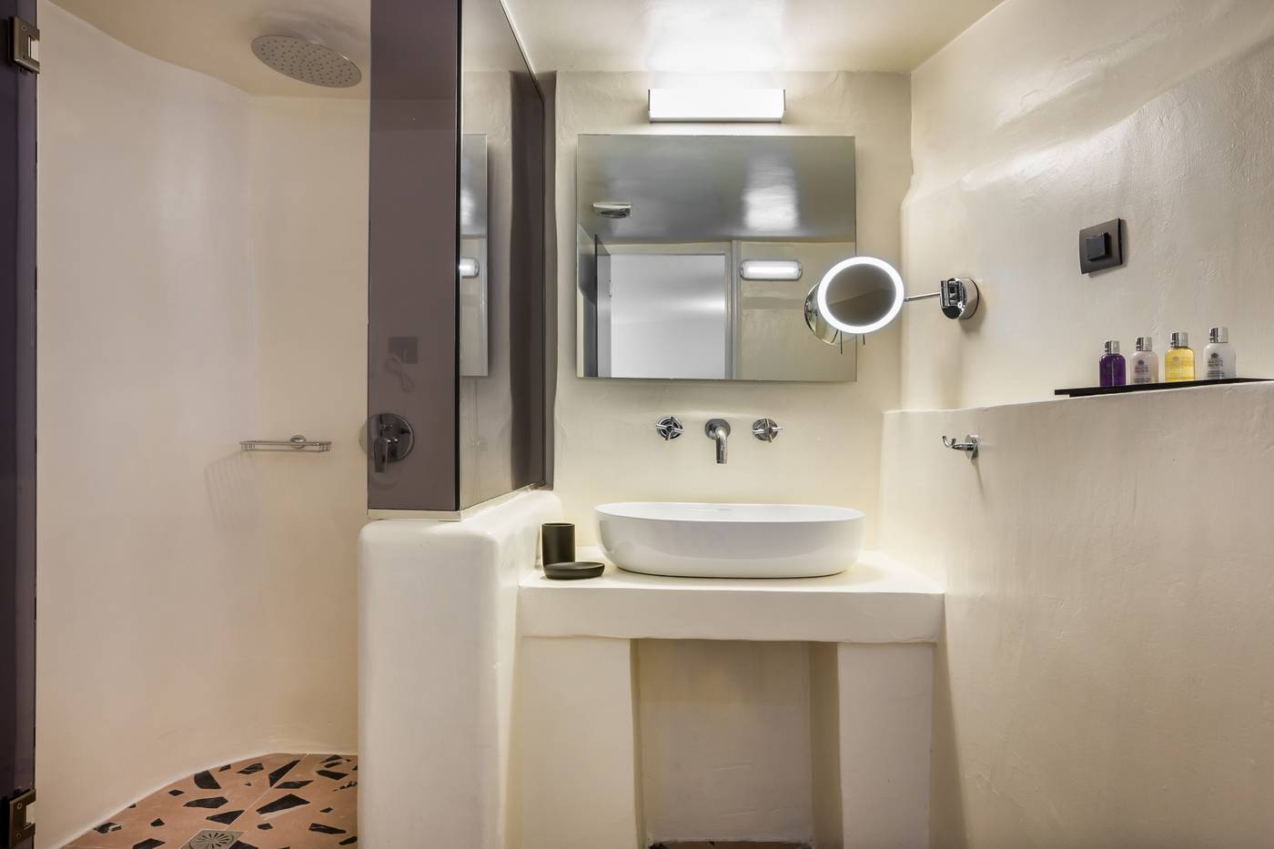 Sunrocks-Santorini---Adults-Only-Room-27