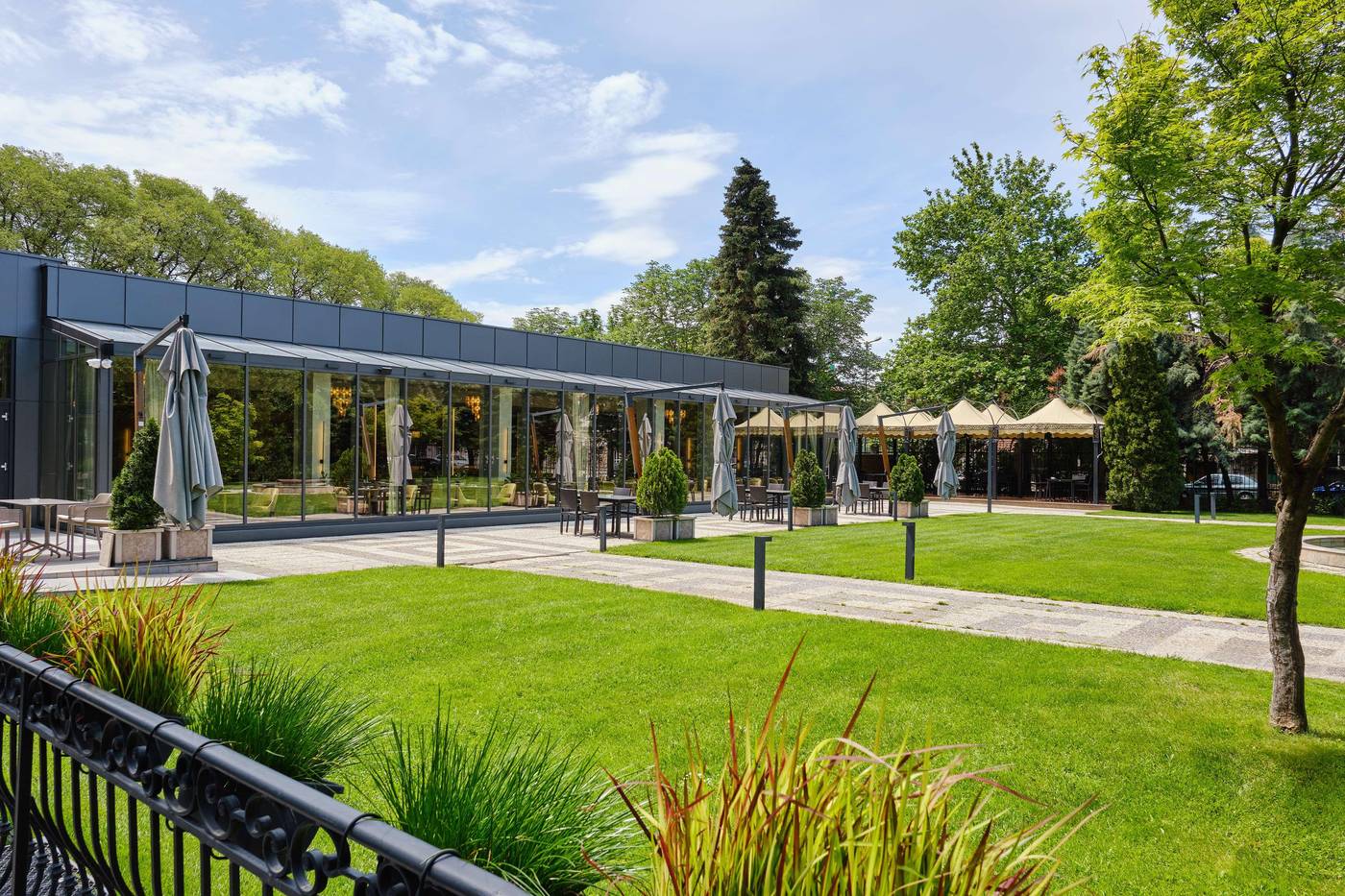 Imperial-Plovdiv-a-member-of-Radisson-Individuals-Restaurant-48