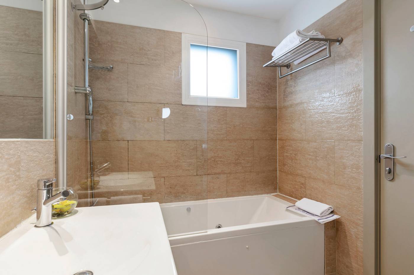 Globales-Acis---Galatea-Hotel-Room-42