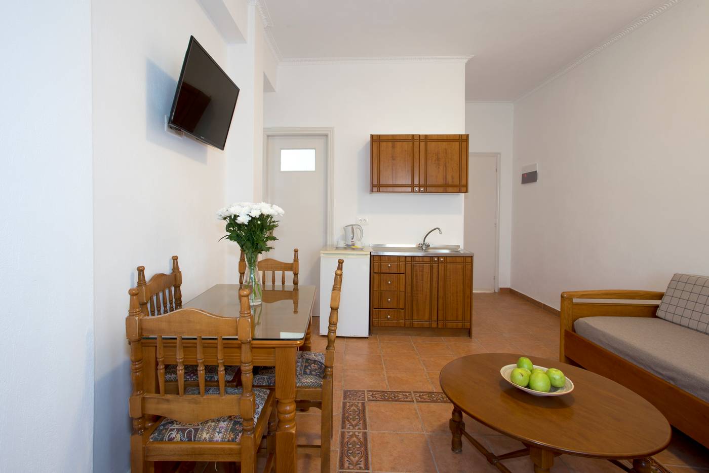 Alexandra-Aparthotel-Room-40