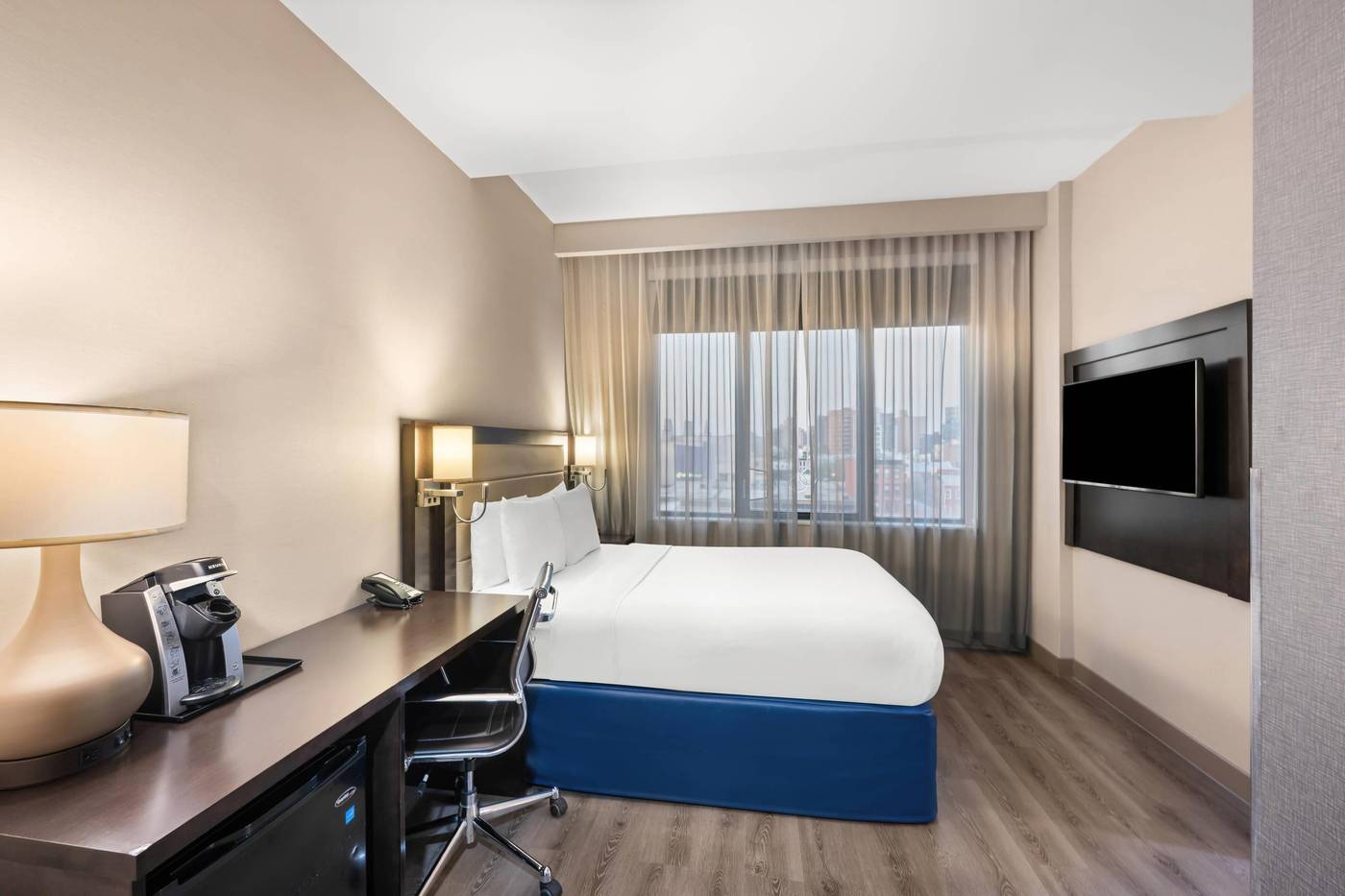 Comfort-Inn-Prospect-Park-Brooklyn-Room-24