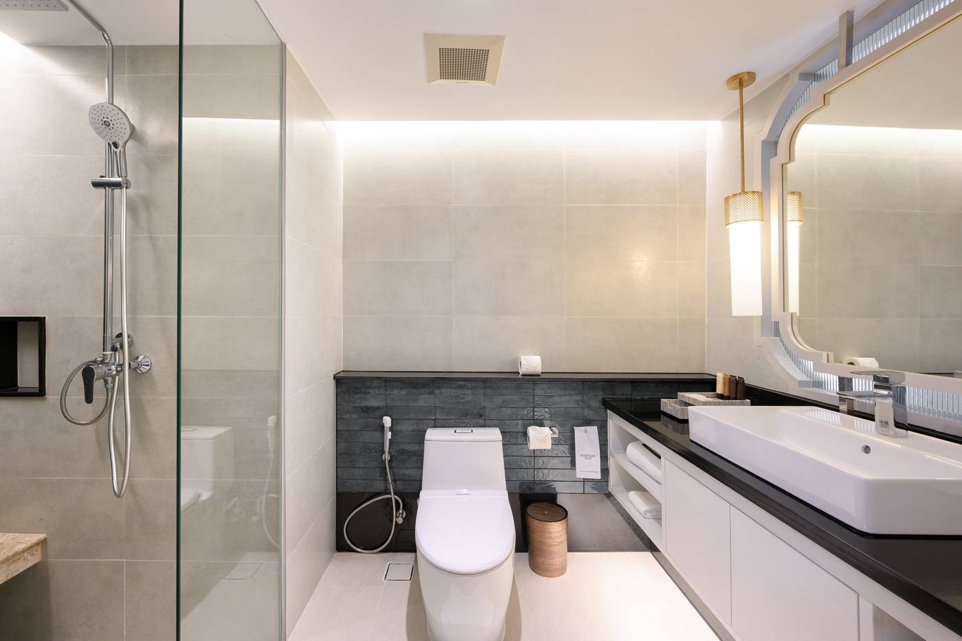 Thavorn-Palm-Beach-Resort-Room-60