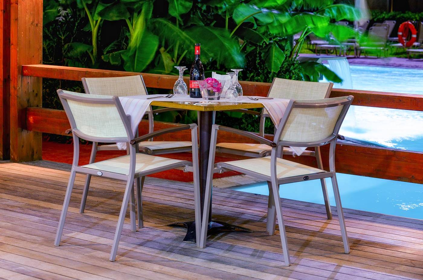 Sol-Cosmopolitan-Rhodes-Restaurant-22