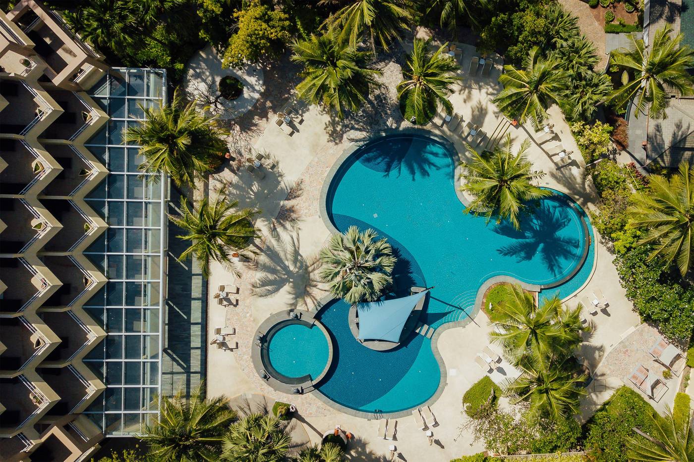 Holiday-Inn-Resort-Phuket-Patong-Pool-8