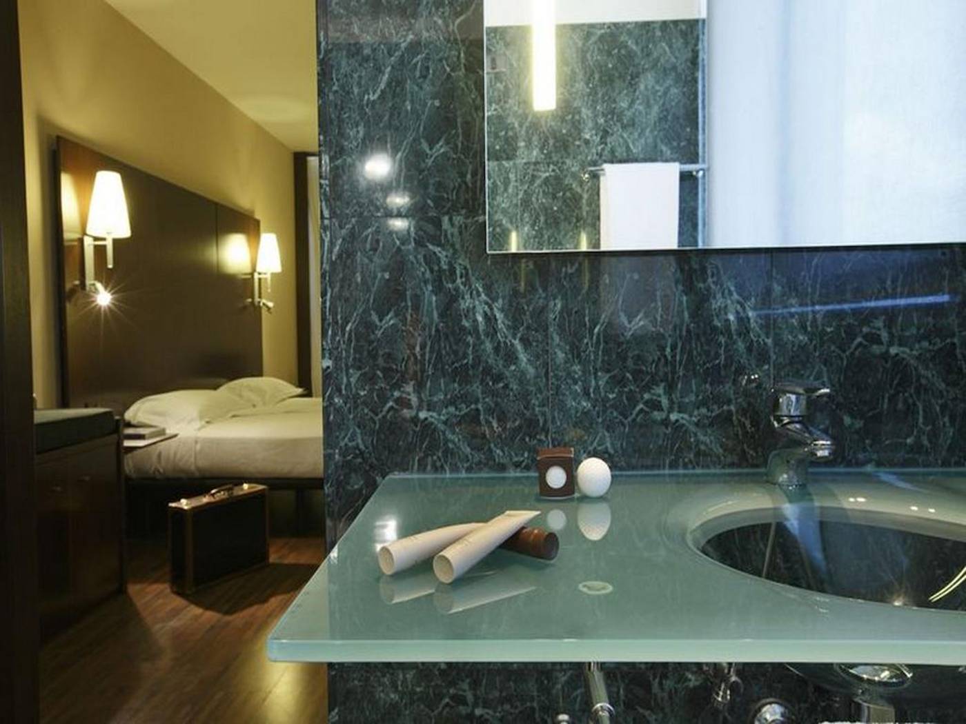 Max-Hotel-Livorno-General-view-14