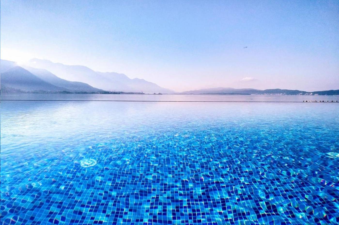 Carine Hotel Delfin-Montenegro-HERCEG NOVI-BIJELA-General view-3