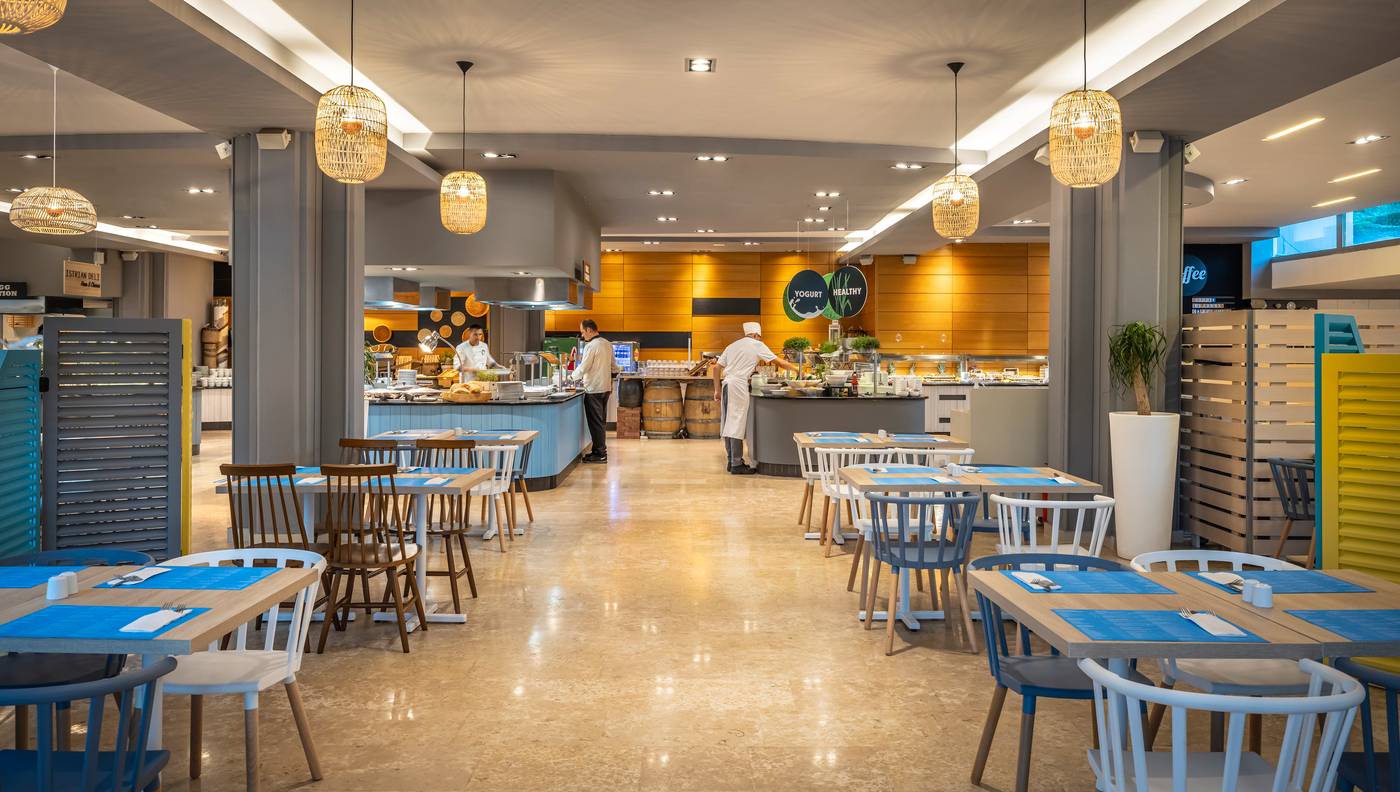 Valamar-Crystal-Hotel-Restaurant-14