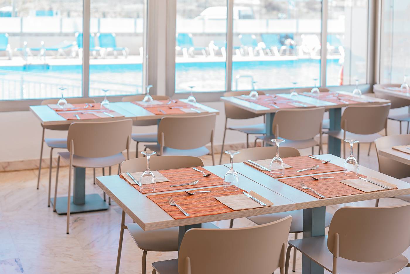 Port-Europa--Restaurant-37