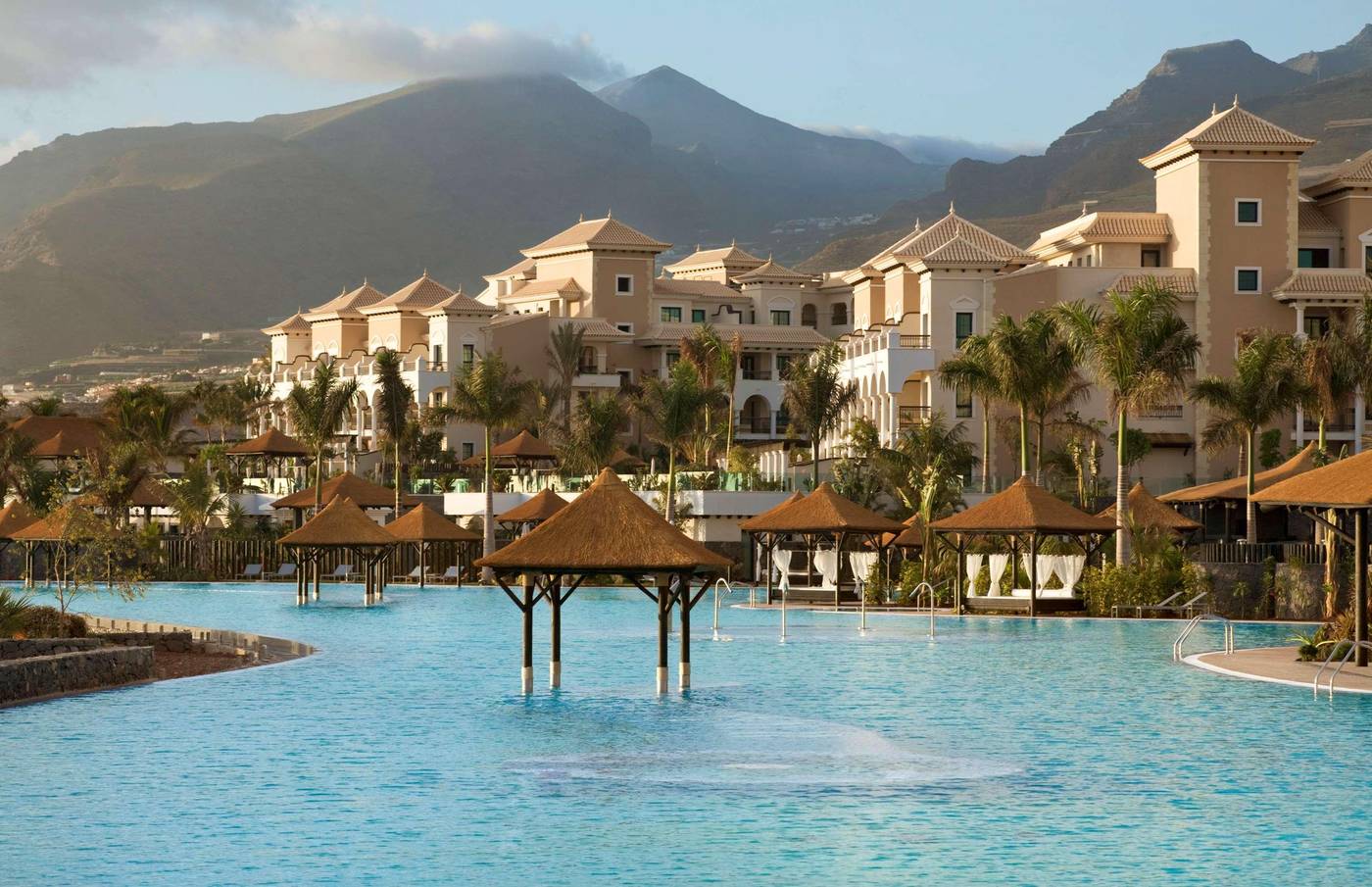 Gran-Melia-Palacio-de-Isora-Pool-3