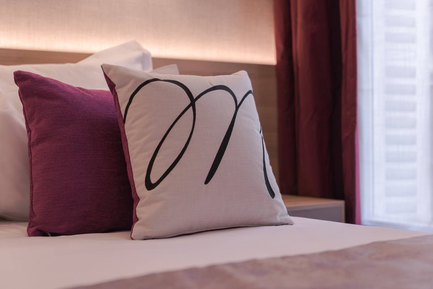 Magda-Champs-Elysees-Room-28