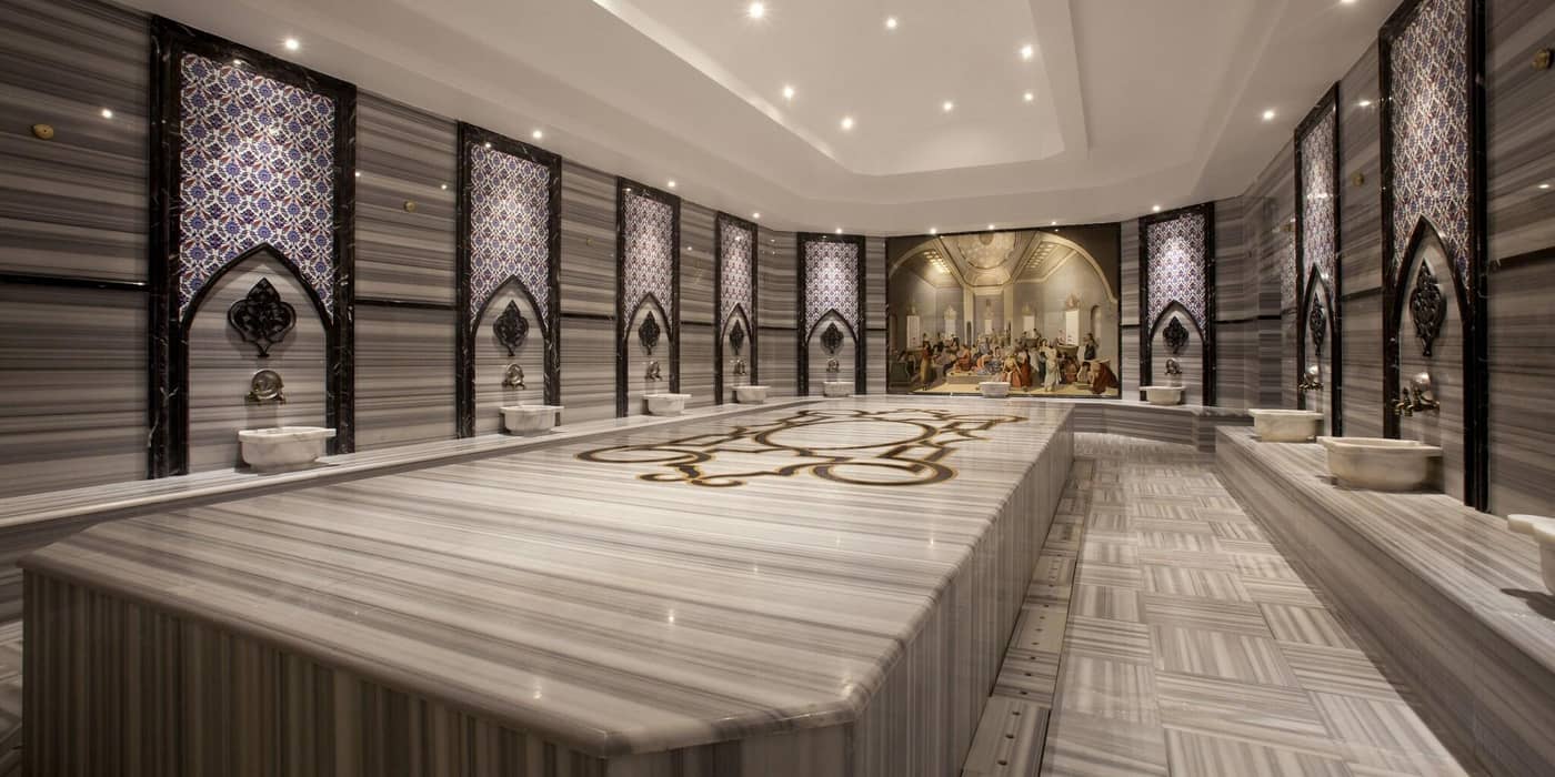 Side-Premium-Sports-and-Entertainment-82