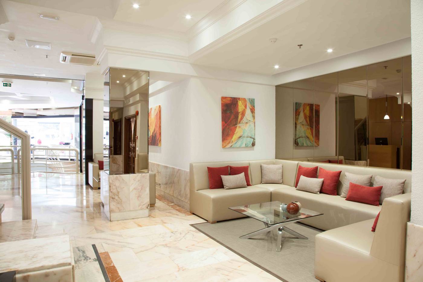 Principe-Paz-Lobby-36