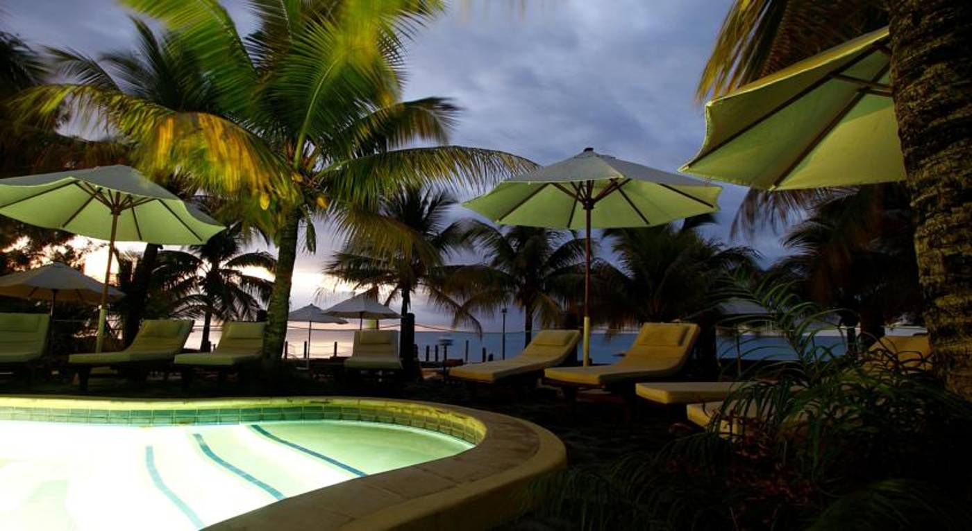 Hibiscus Beach Resort & Spa