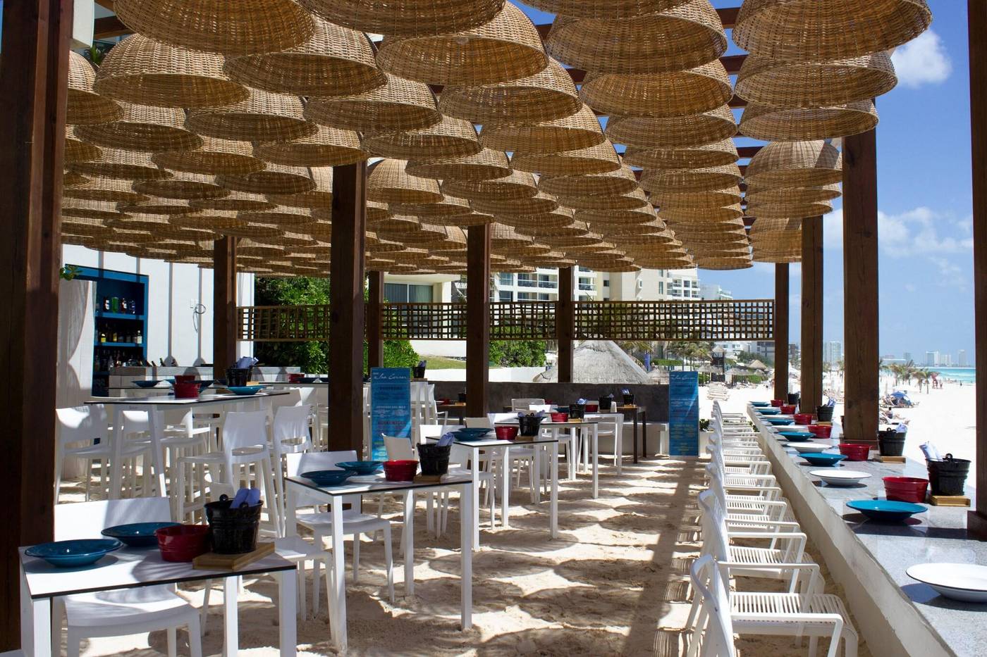 Live-Aqua-Beach-Resort-Canc----n-Restaurant-92