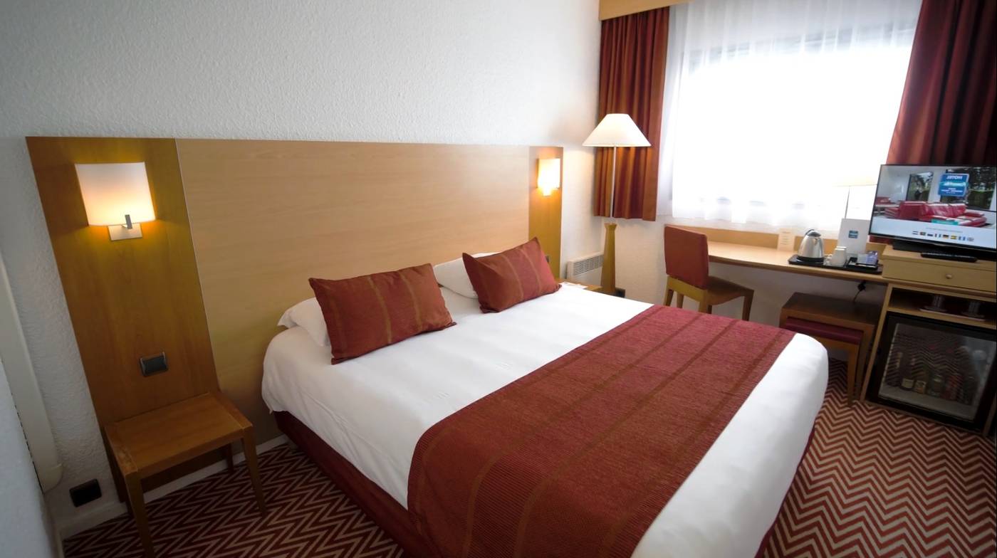 Forest-Hill-Meudon-Paris-Meudon-Velizy-Room-20