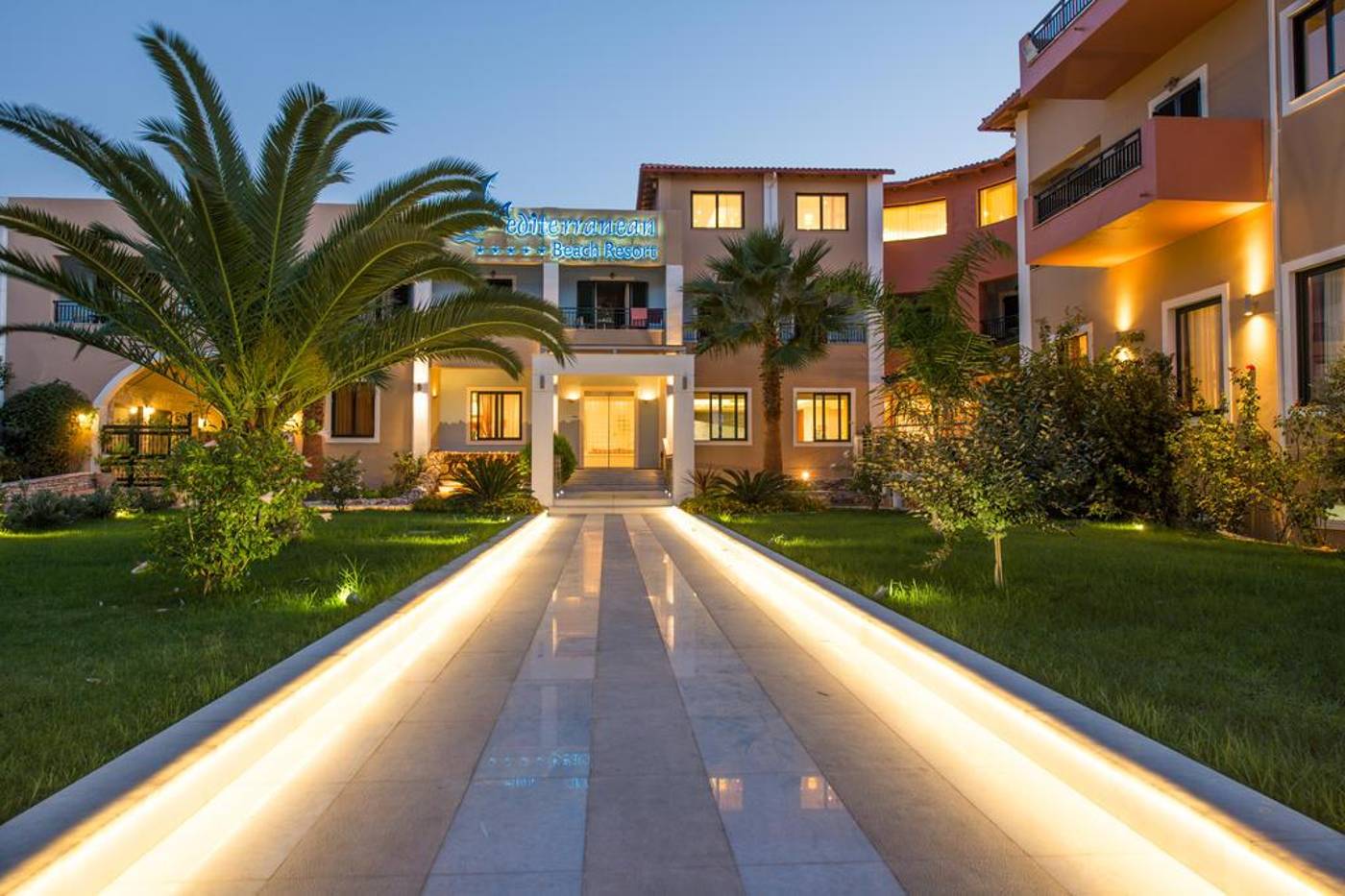 Hotel-Mediterranean-Beach-General-view-5