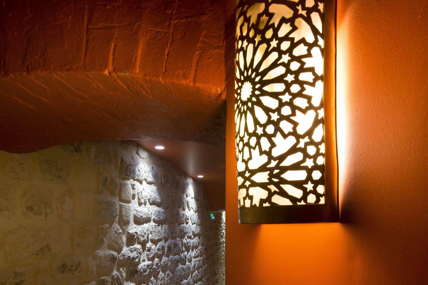 Hotel-Le-Belmont-Paris-Sports-and-Entertainment-33