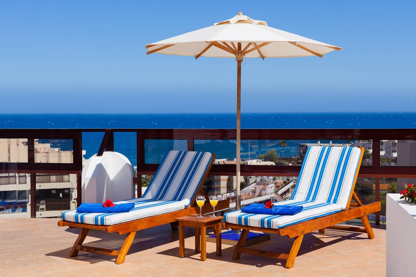 Seaside-Sandy-Beach-Hotel-Terrace-48