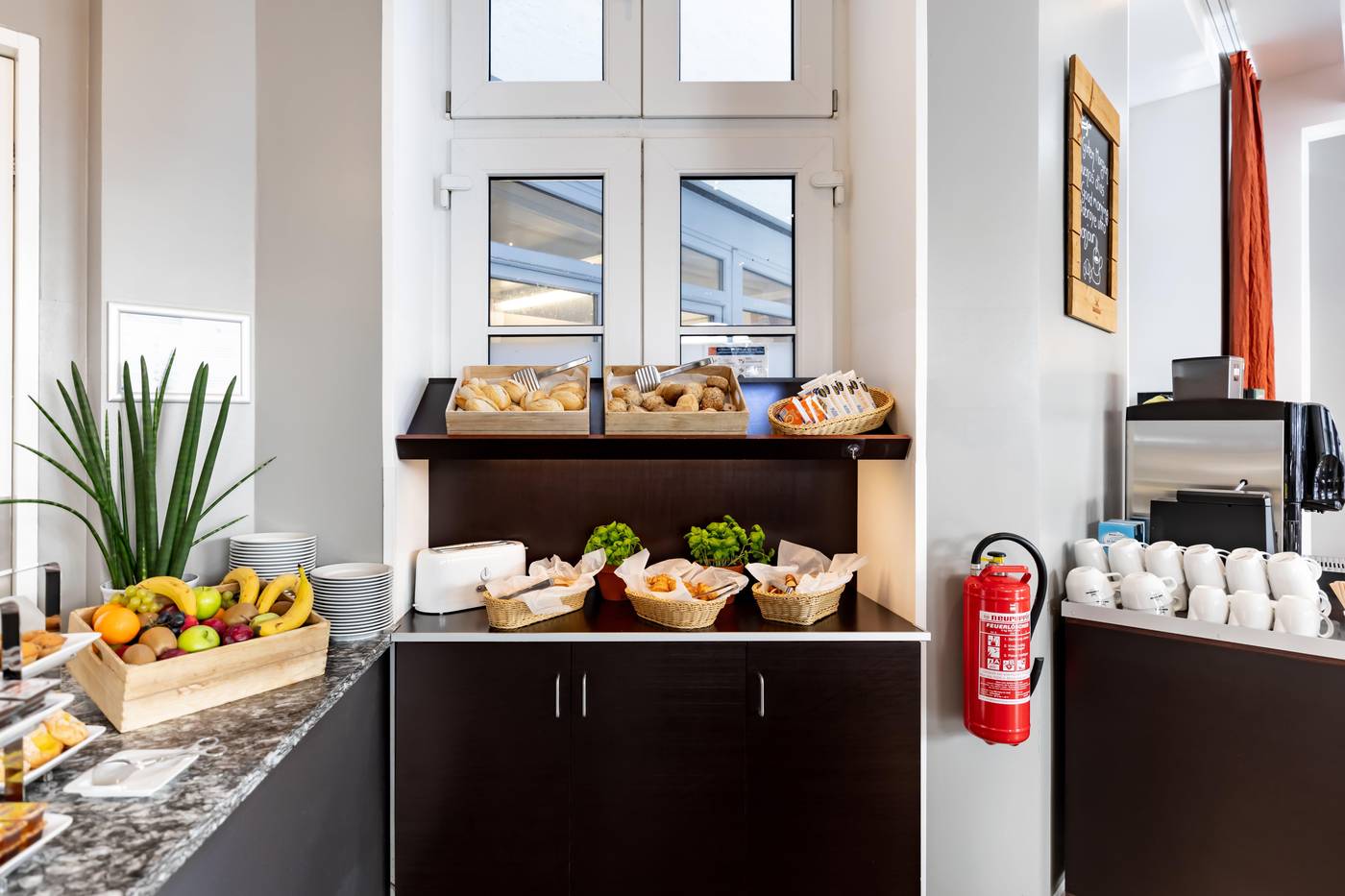 Select-Hotel-Berlin-Checkpoint-Charlie-Restaurant-50