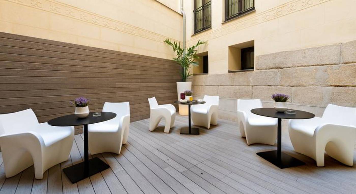 Catalonia las Cortes - Spain - MADRID - Terrace - 2