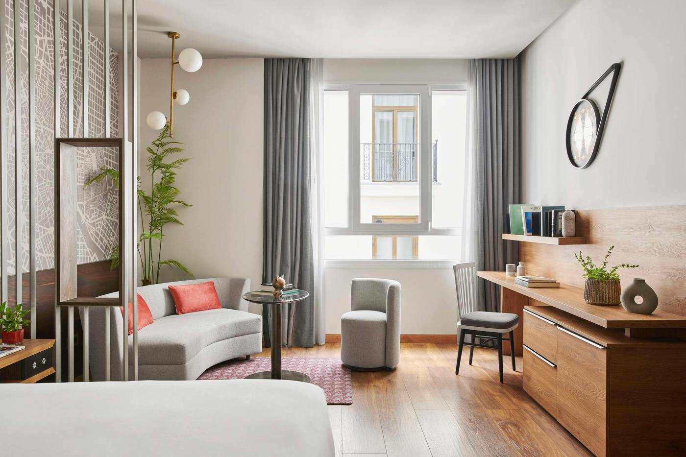 Hyatt-Centric-Gran-Via-Madrid-Room-41