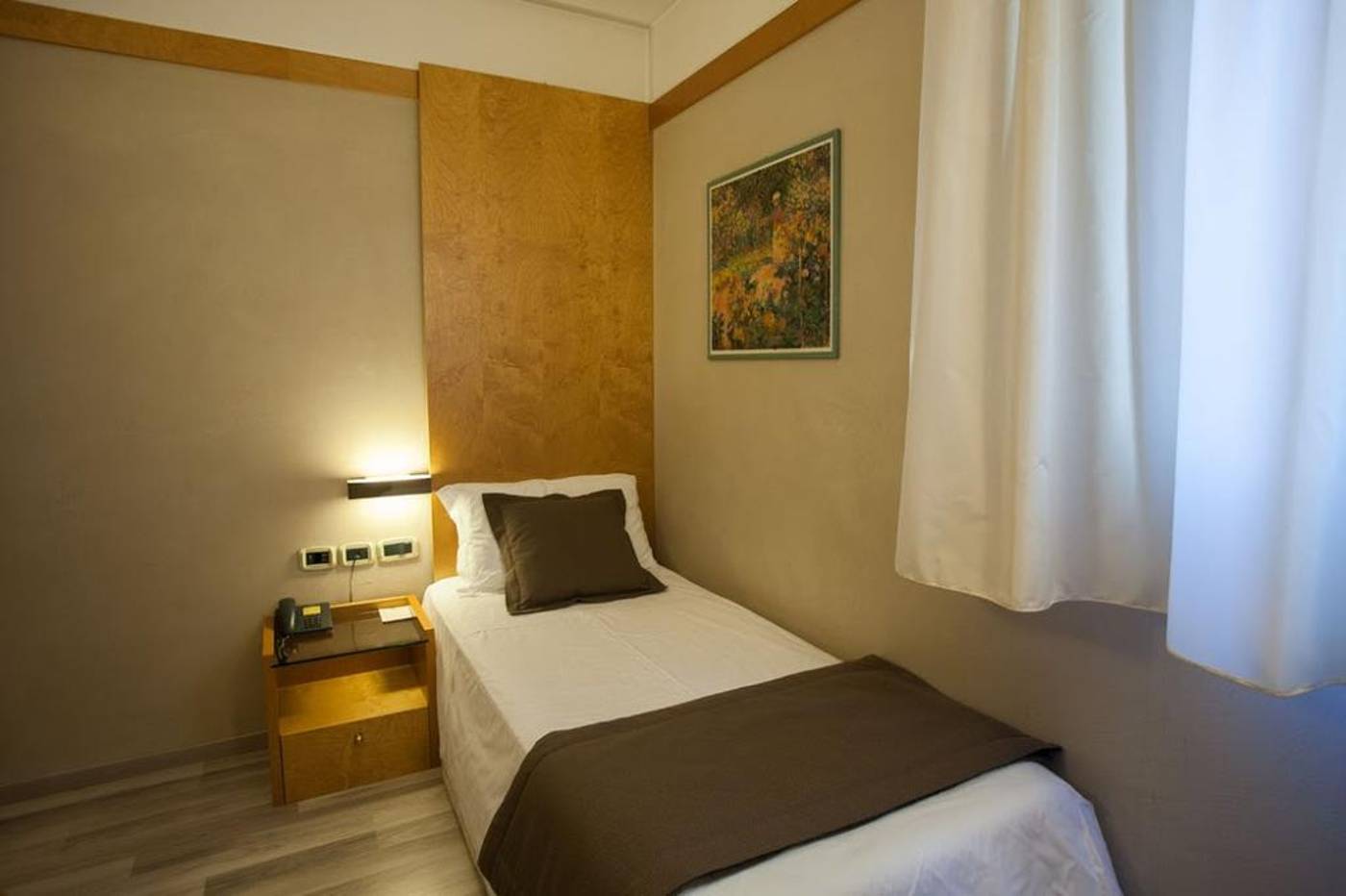 Ai-Pini-Park-Hotel-Room-15