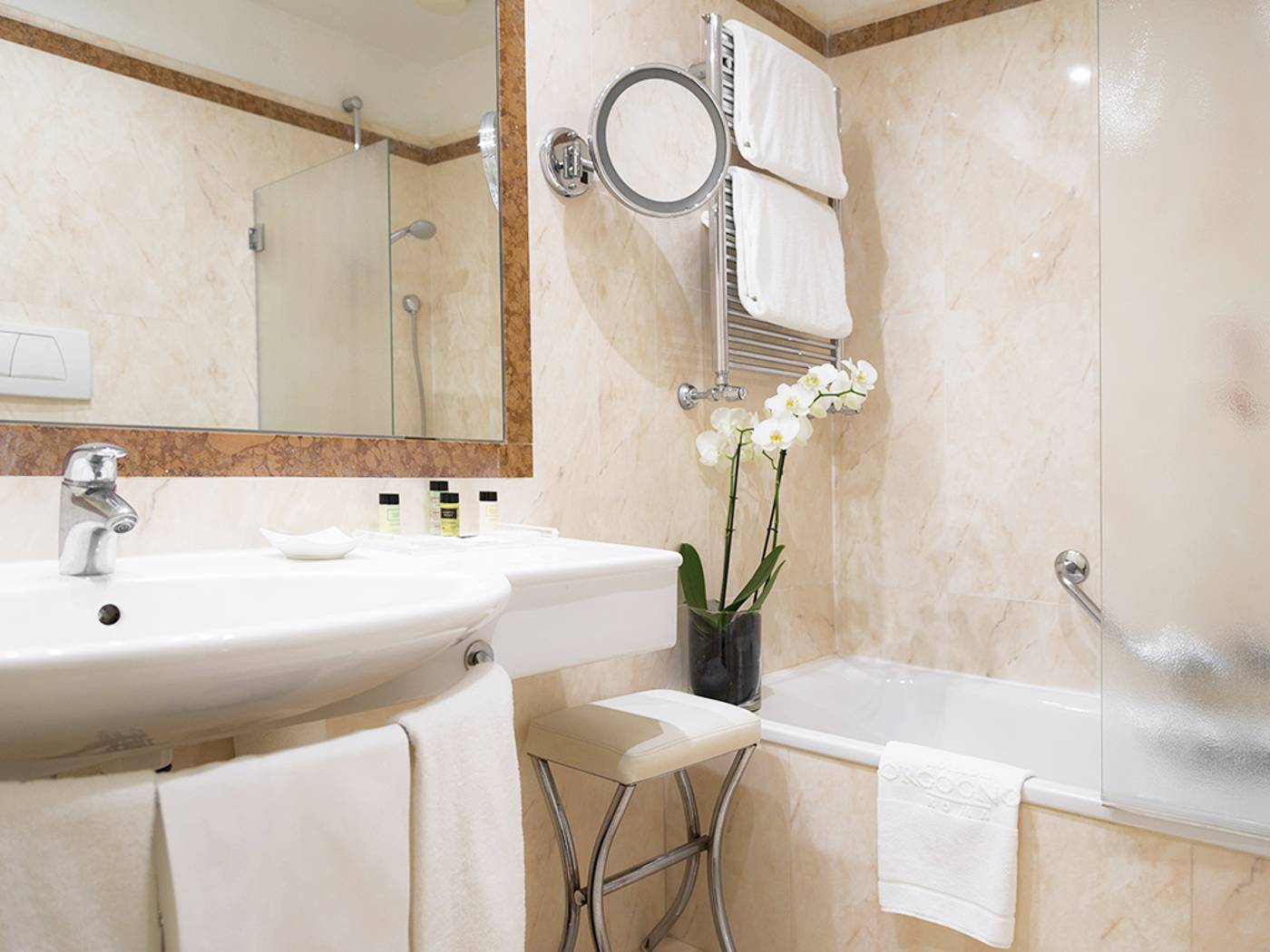 Dei-Borgognoni-Room-16