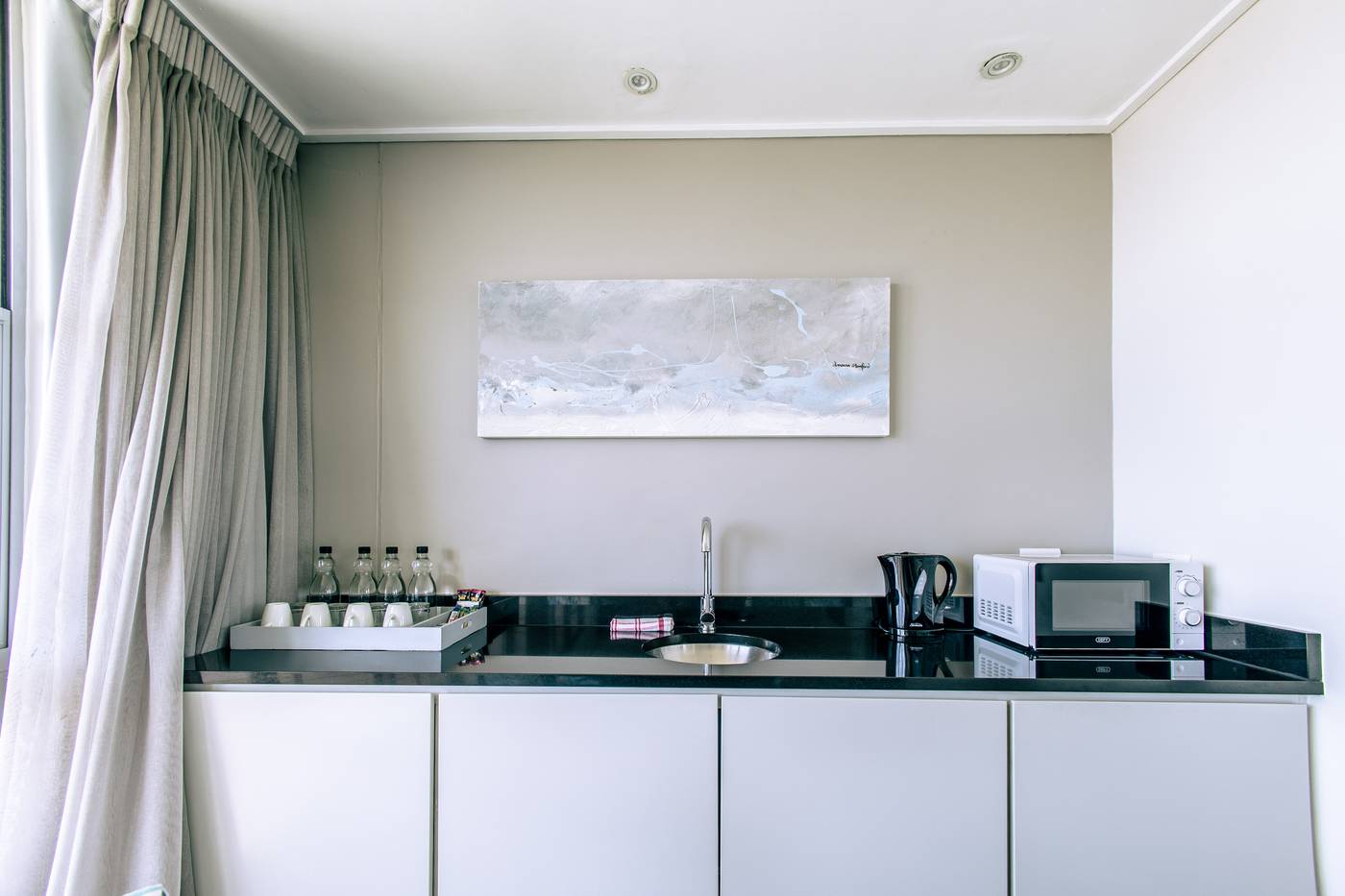 Lagoon-Beach-Room-47