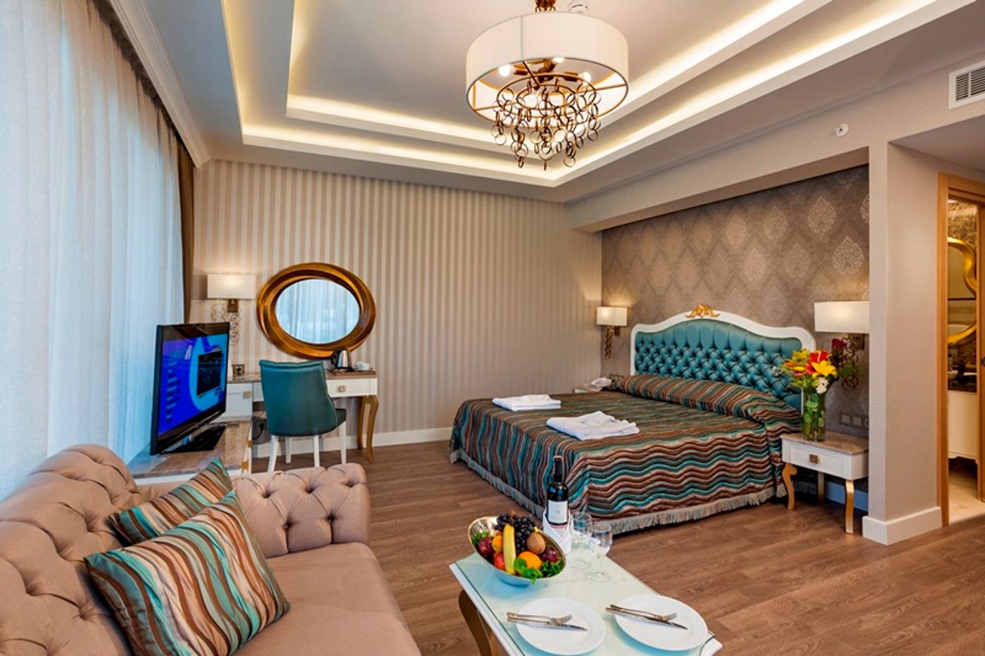 Karmir Resort & Spa