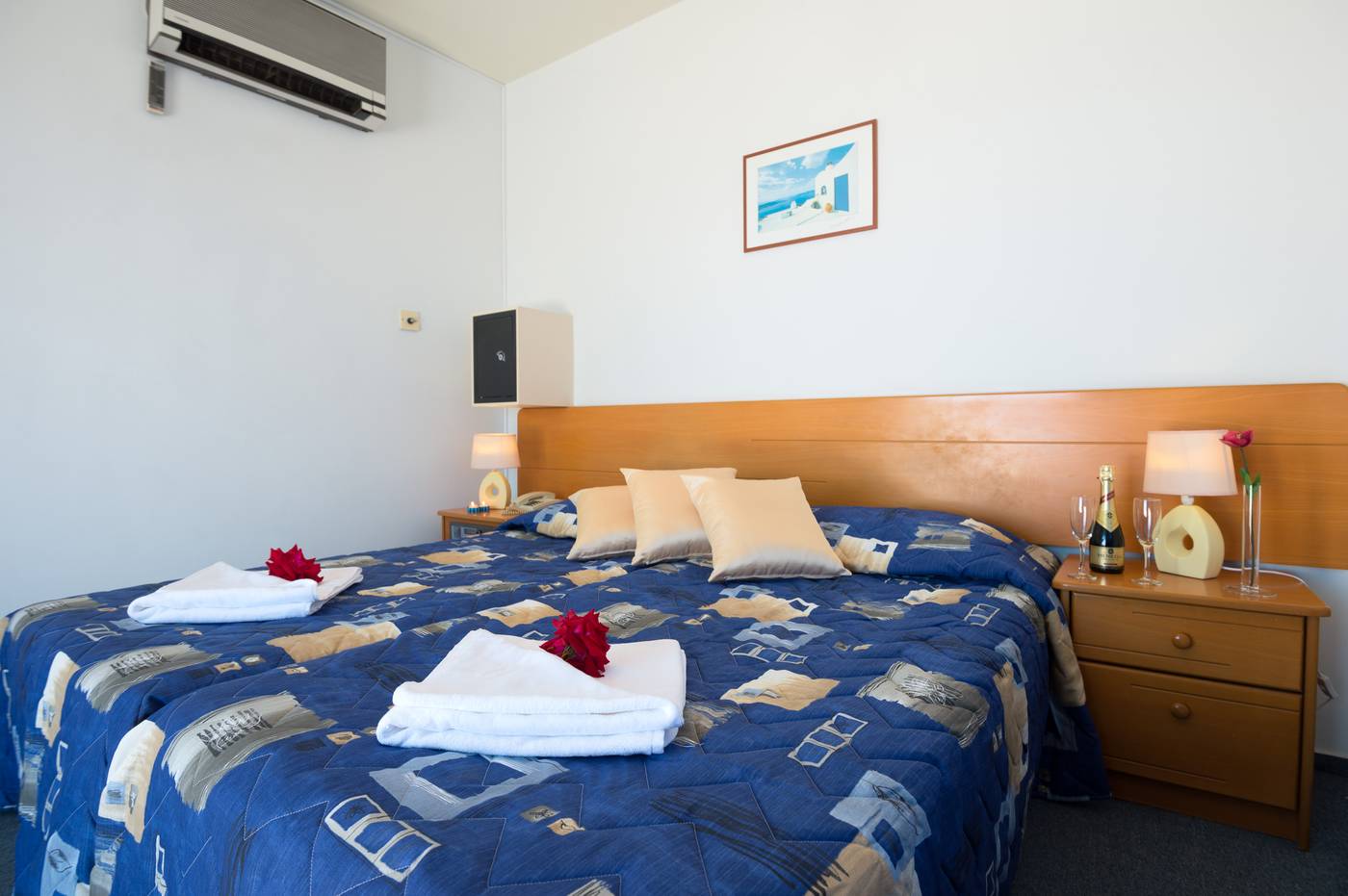 Sunny-Hill-Room-12