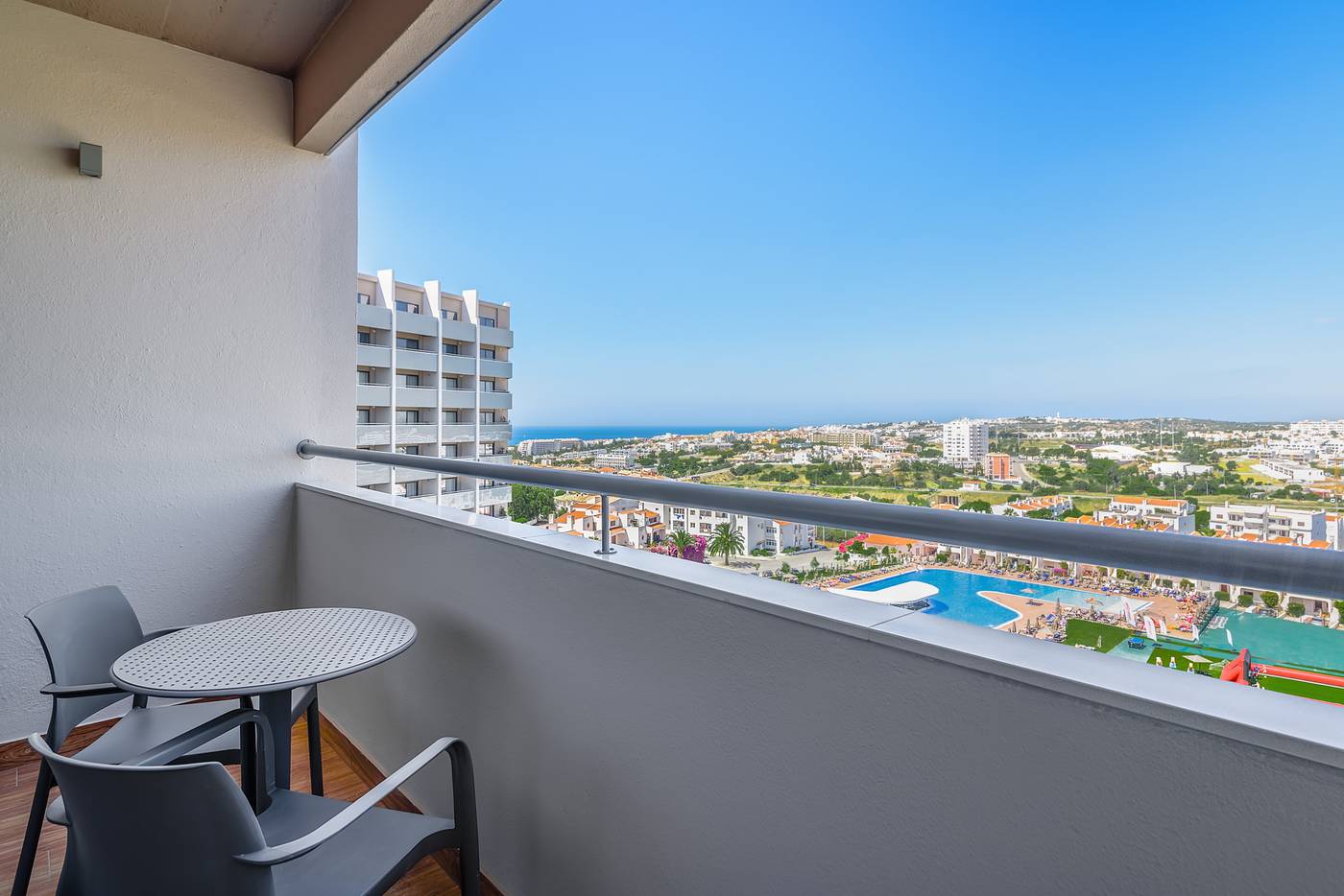 Jupiter-Albufeira-Hotel---Family---Fun-Room-63