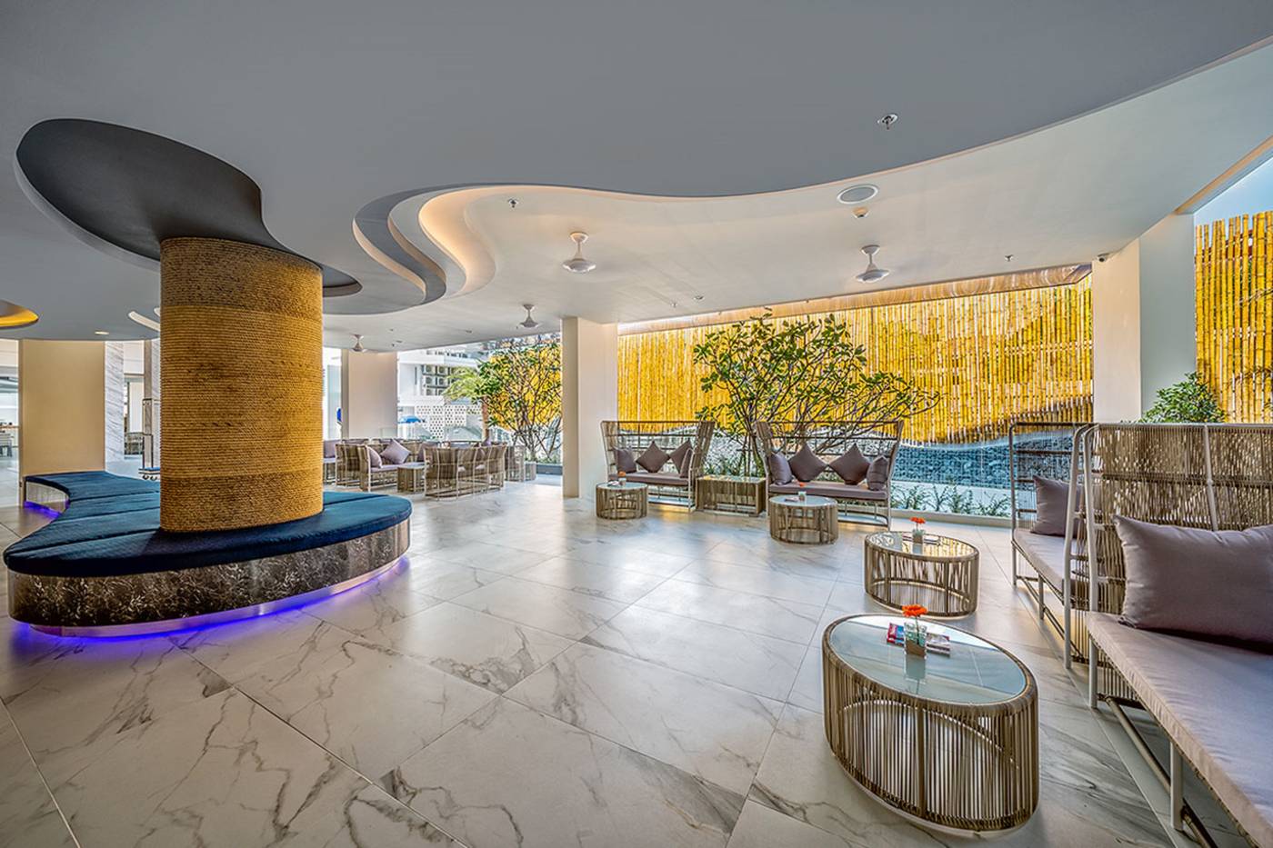 Hotel Clover Patong Phuket-Thailand-Phuket-Lobby-7