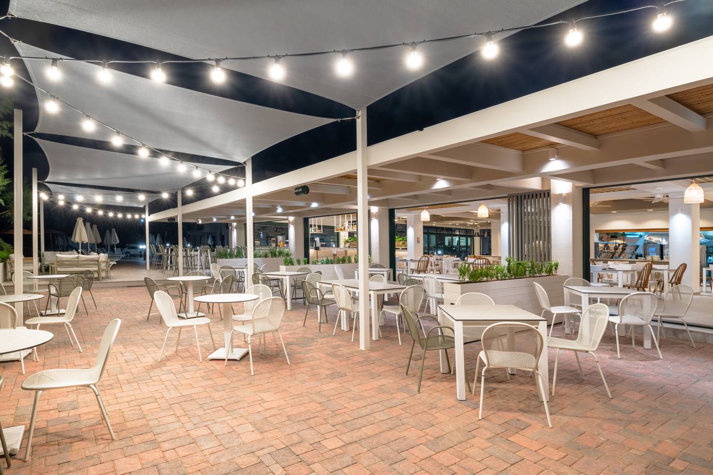 Iolida-Beach-Restaurant-10