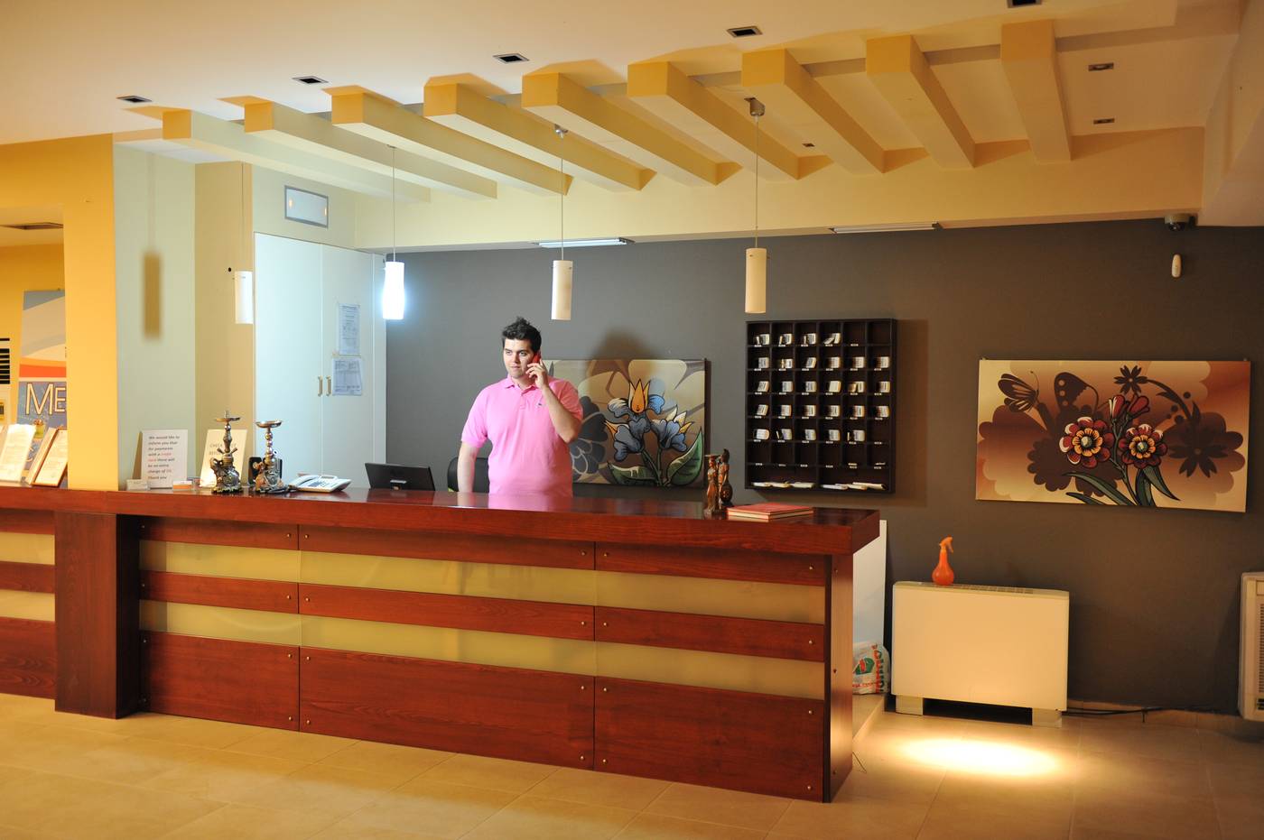 Heleni-Beach-Hotel-Lobby-39